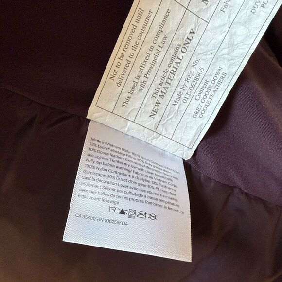 Lululemon Down For A Run Vest II Black Cherry Size 8 EUC - Picture 12 of 17